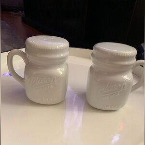 Mason jar salt and pepper shakers. (3x2”)